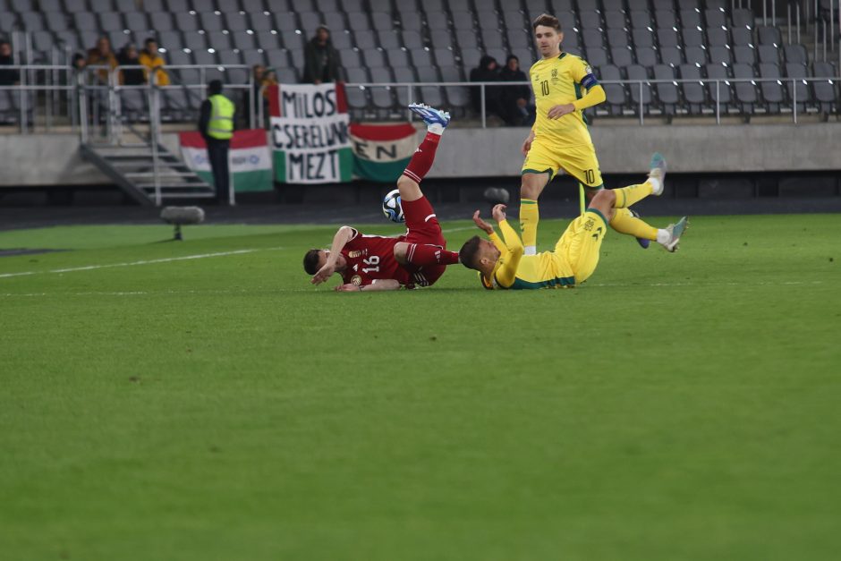 Puikiai žaidusi Lietuvos futbolo rinktinė nenusileido Vengrijai