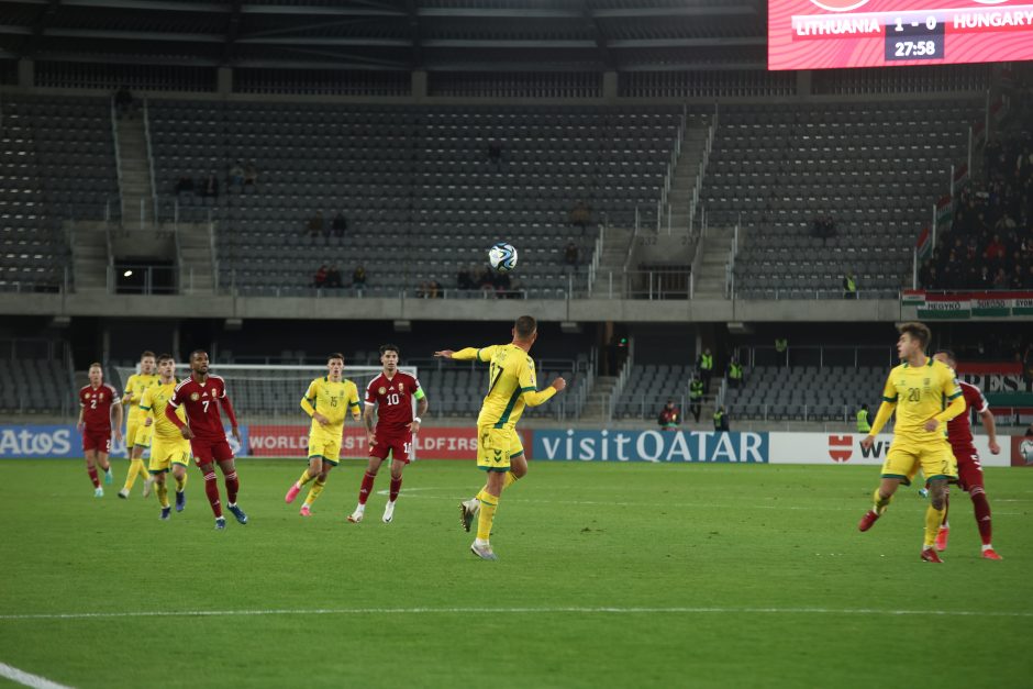 Puikiai žaidusi Lietuvos futbolo rinktinė nenusileido Vengrijai