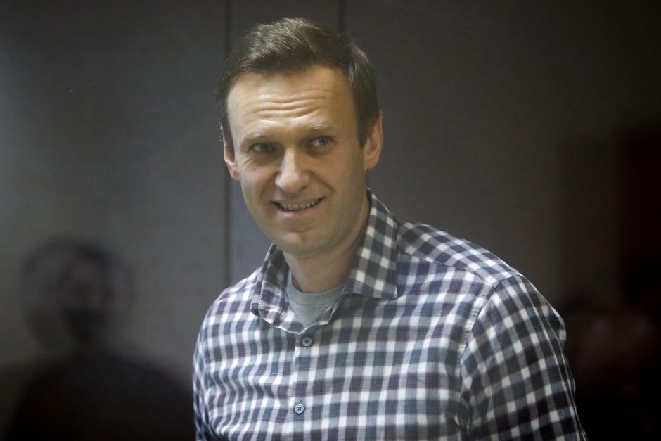 A. Navalnas kaltina „Google“ ir „Apple“ tampant V. Putino „padėjėjomis“