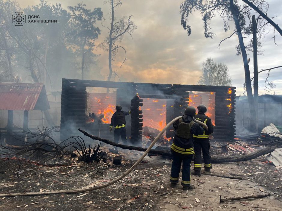 Ukrainoje per rusų atakas vėl žuvo žmogus, keliolika sužeista