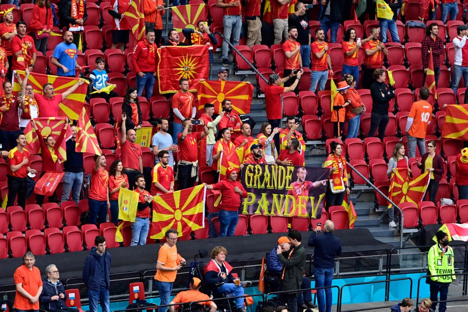 Nyderlandų futbolininkai nestabdo: sutriuškino Šiaurės Makedoniją