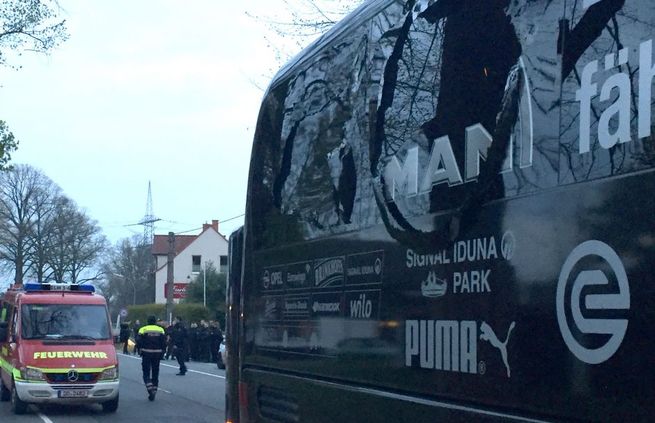 Tiriama sprogdinimų prie „Borussia“ autobuso „islamistinė gija“