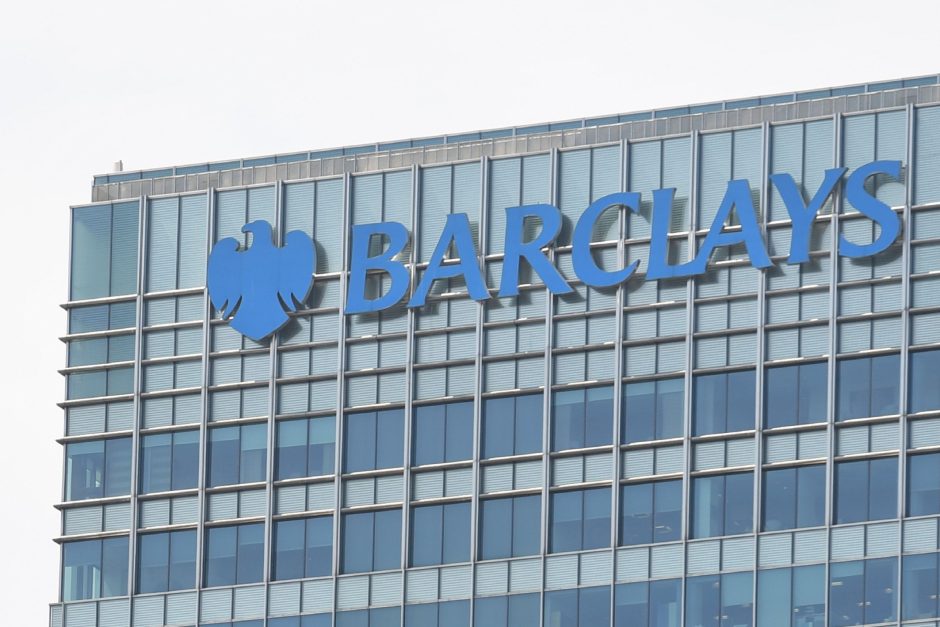 „Barclays“ dėl „Brexit“ į Dubliną perkelia milijardus eurų