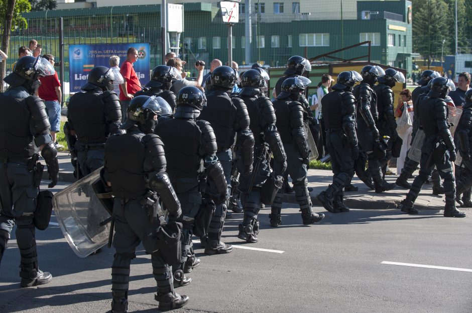 Sunku patikėti: Viešojo saugumo tarnybos niekas niekada netikrino