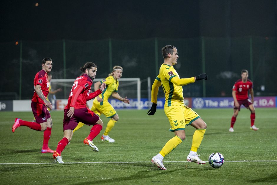 Lietuvos futbolo rinktinei – skaudus šveicarų kirtis