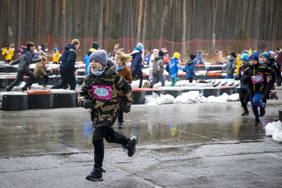 Druskininkuose atidarytas jubiliejinis „LTeam žiemos festivalis 2023“: olimpiečiai įžiebė ugnį