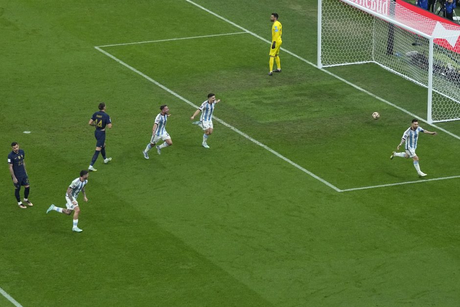 L. Messi svajonė išsipildė: Argentina po 11 m baudinių triumfavo pasaulio čempionato finale