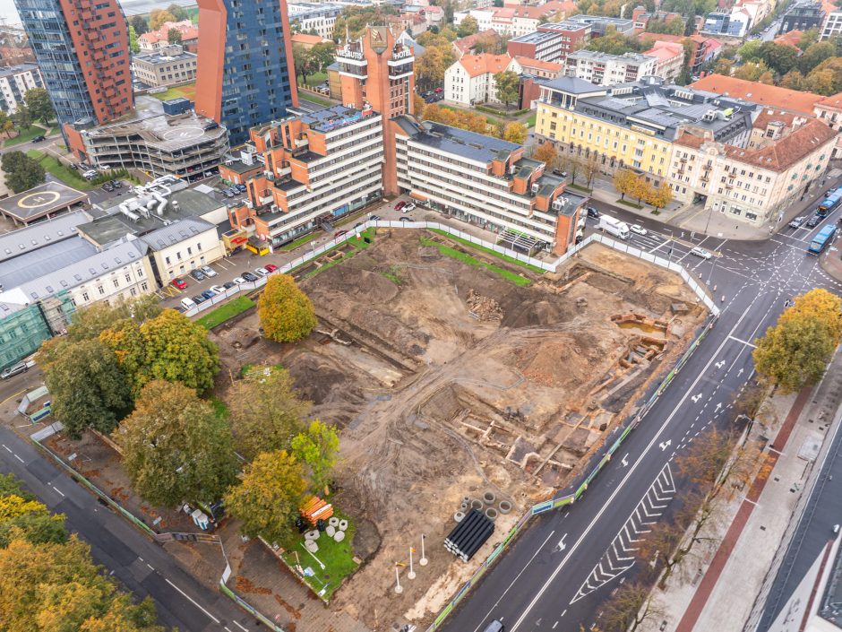 Dėl sprogmenų Klaipėdos Atgimimo aikštėje paskelbta ekstremali situacija