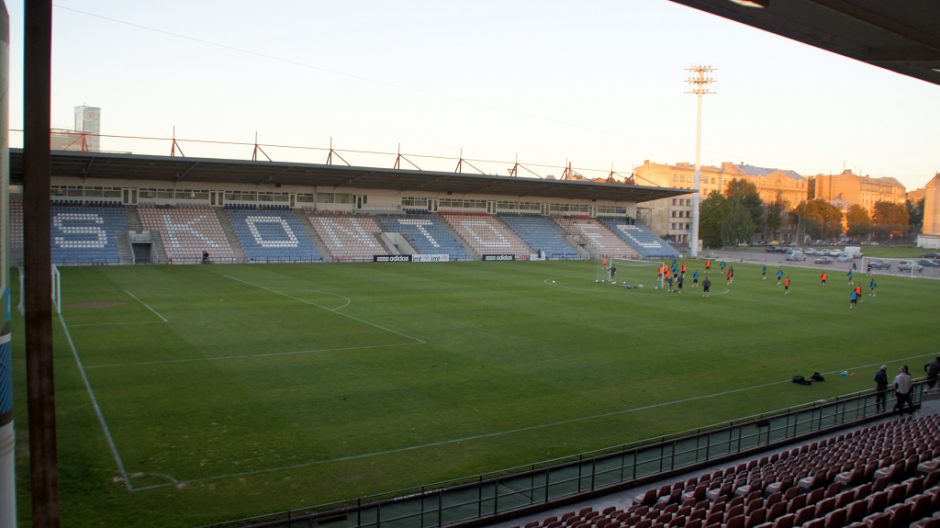 Lietuvos futbolo rinktinės laukia išskirtinis derbis Latvijoje