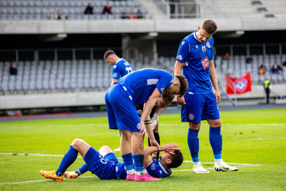 A lygos čempionų pergalių badas tęsiasi