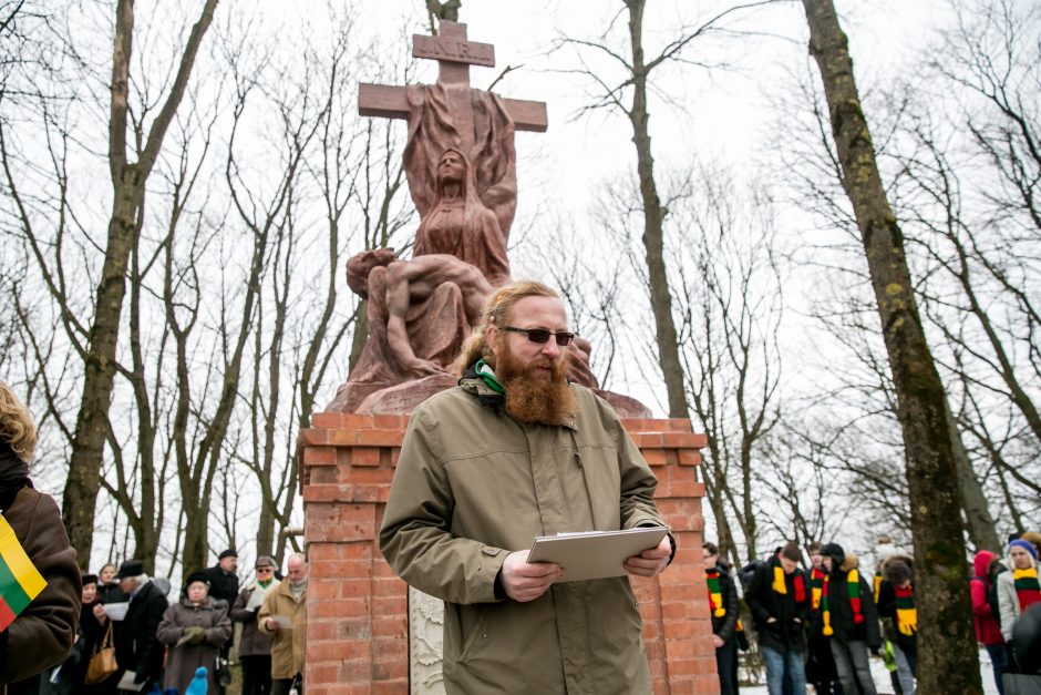 Aleksoto kapinėse iškilmingai atidengta „Pieta“