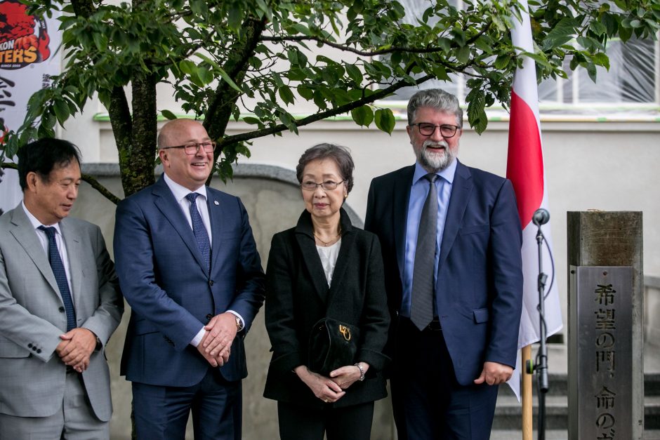 Japonai atvažiavo į Kauną perdažyti garsaus diplomato namus