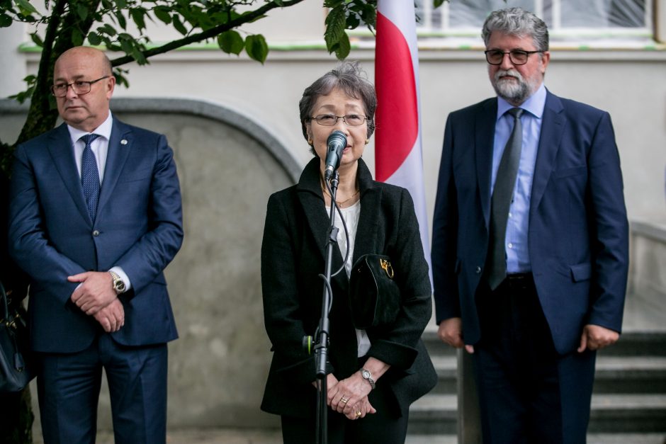 Japonai atvažiavo į Kauną perdažyti garsaus diplomato namus