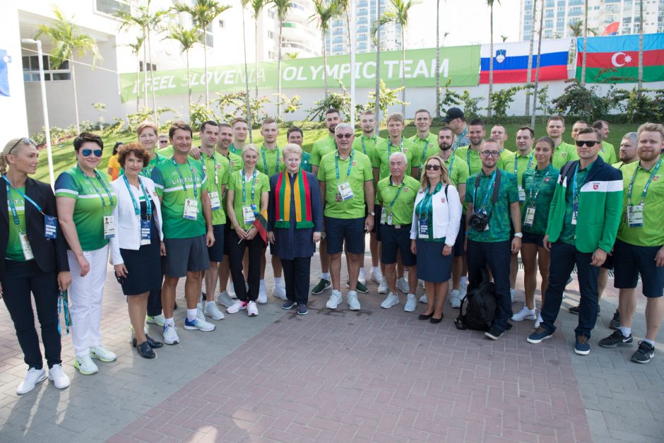 Lietuvos sportininkus olimpiniame kaimelyje aplankė prezidentė