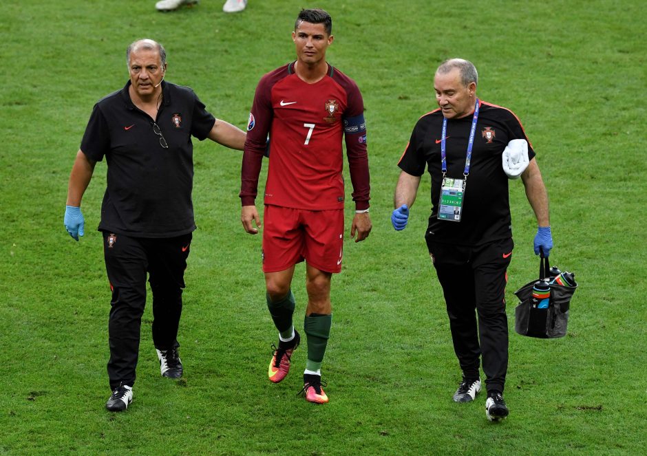 Be C. Ronaldo likusi Portugalijos rinktinė – Europos čempionė