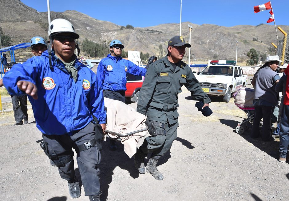 Žemės drebėjimas Peru nusinešė mažiausiai keturias gyvybes