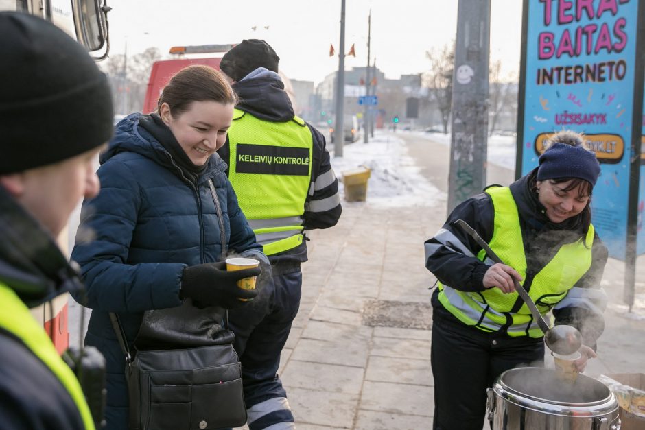 Šaltą dieną vilniečiams nuotaiką praskaidrino šildanti staigmena