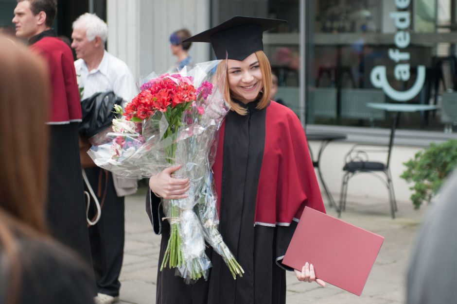 Vytauto Didžiojo universitete – diplomų įteikimo šventė