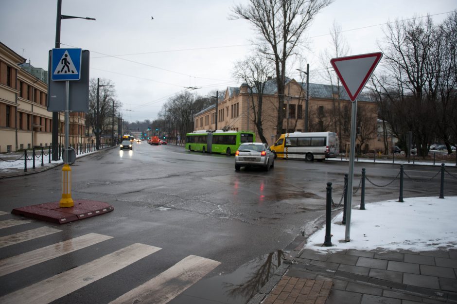 Kauno centre keisis automobilių ir dviračių eismas