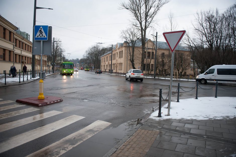 Kauno centre keisis automobilių ir dviračių eismas