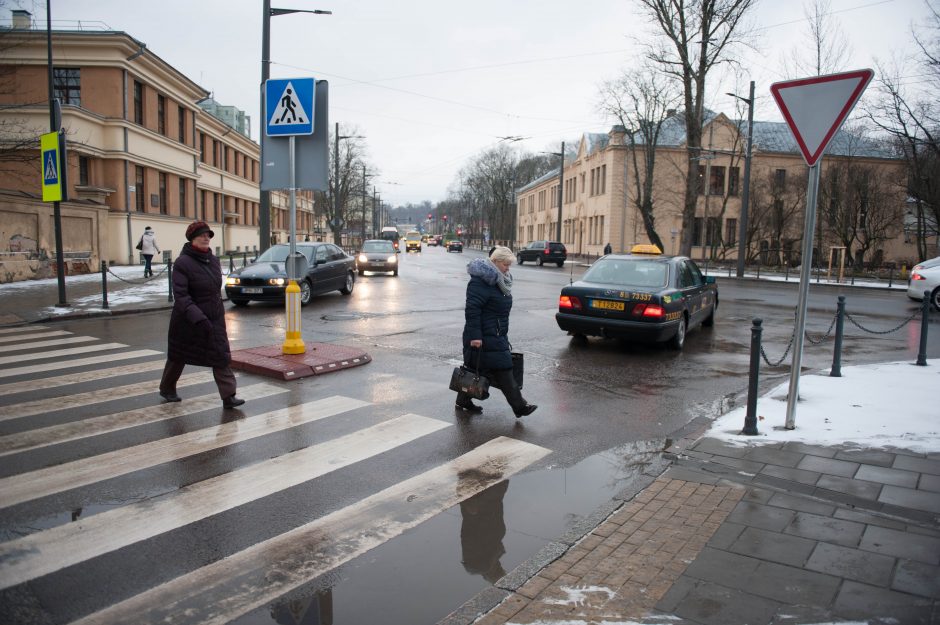 Kauno centre keisis automobilių ir dviračių eismas