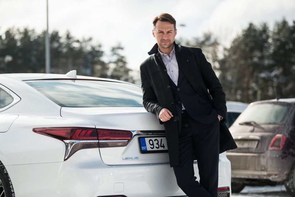 Naujojo „Lexus LS 500h“ garso sistemą įvertino operos solistas E. Montvydas