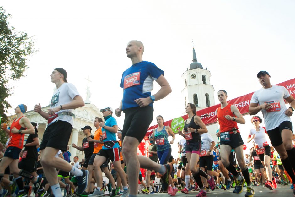 Vilniaus maratone – R. Kančio bei Baltarusijos ir Ukrainos bėgikų triumfas