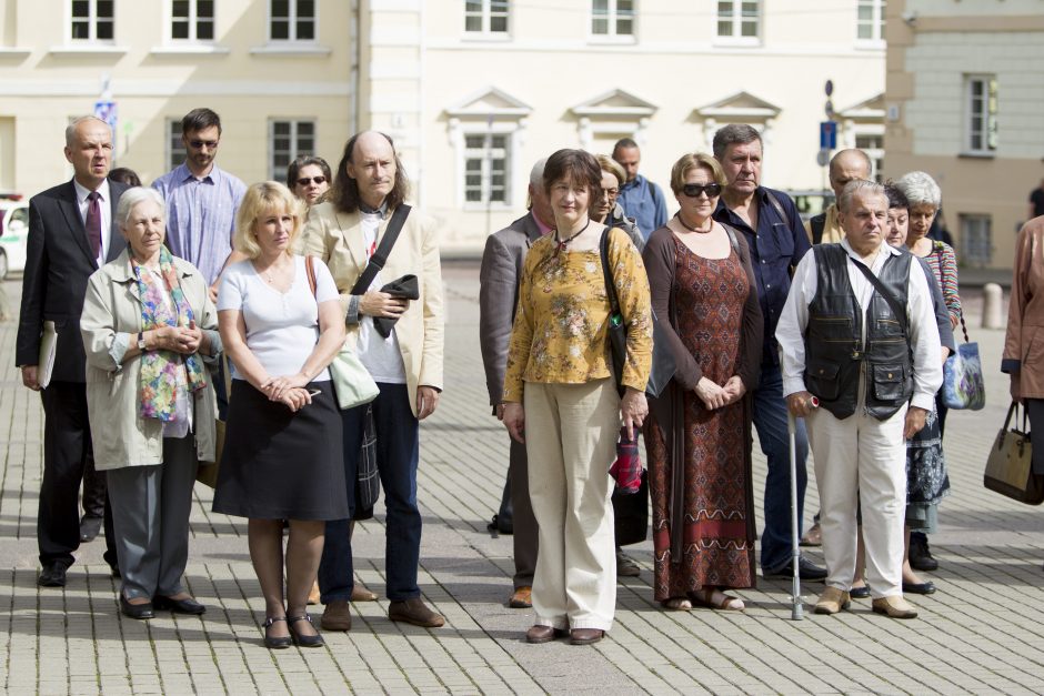 V. Pociūno žūtį minintys artimieji dar tikisi poslinkių tyrime