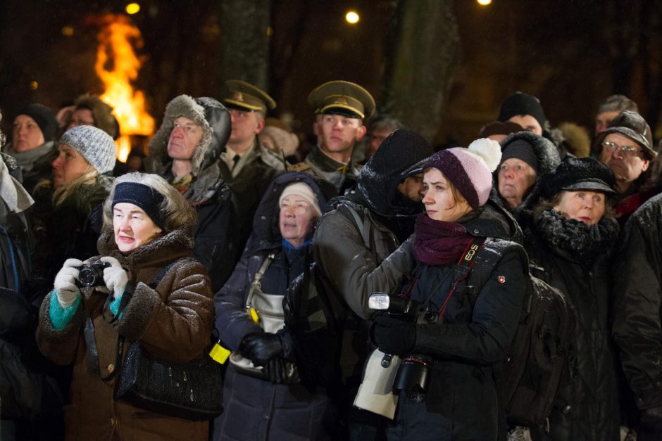 Valstybės vadovai atidarė Sausio 13-osios memorialą