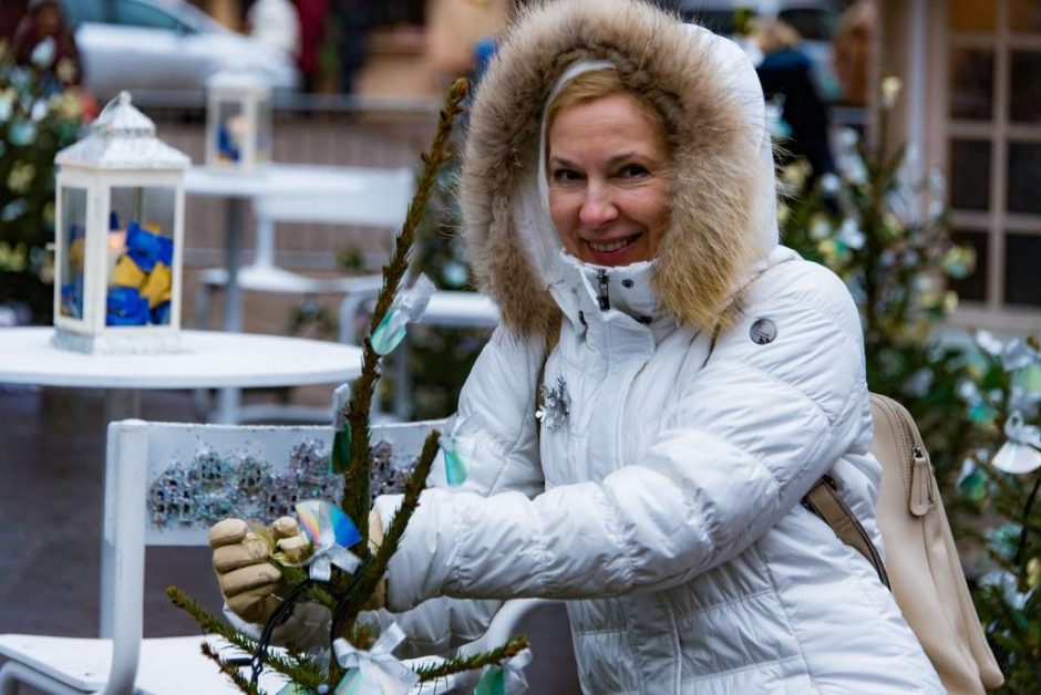 Ilgai laukta akimirka: sužibo pasakiška Kauno eglutė