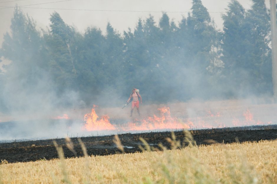 Pakaunė virto liepsnojančiu pragaru