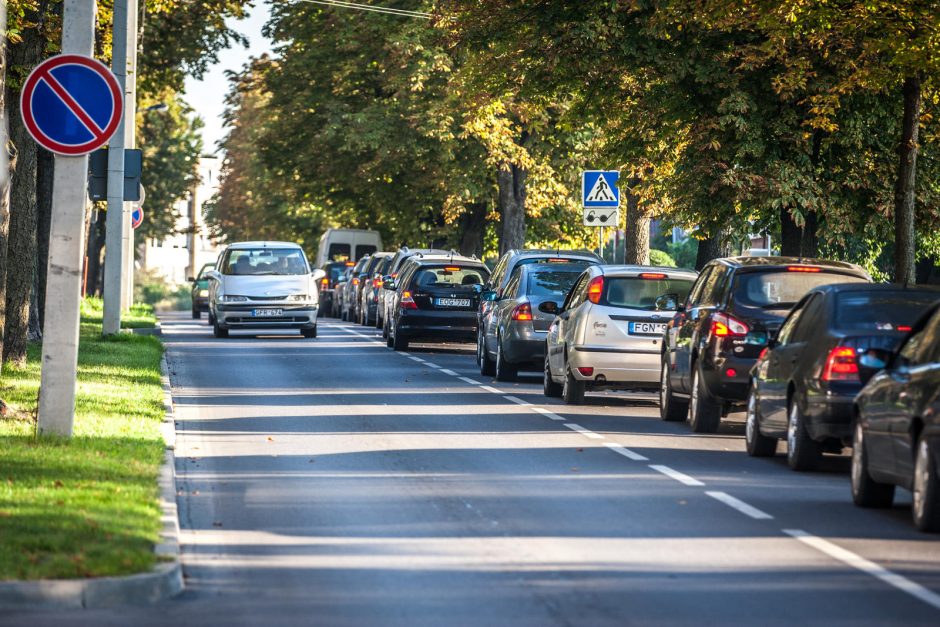 Dėl uždarytos A. Baranausko gatvės – spūstys