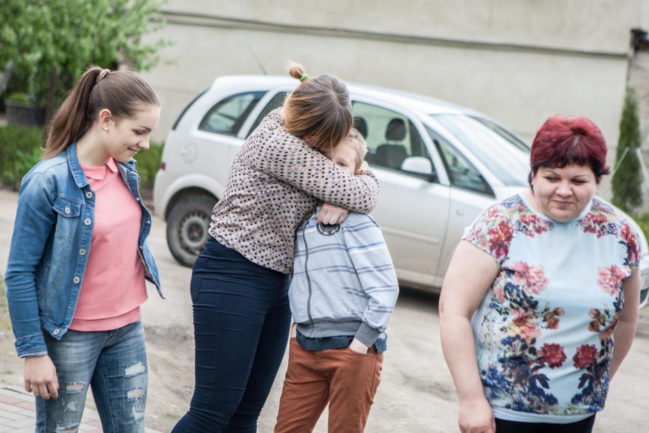 Dešimties vaikų mama: šiandien žmonės per daug galvoja apie save