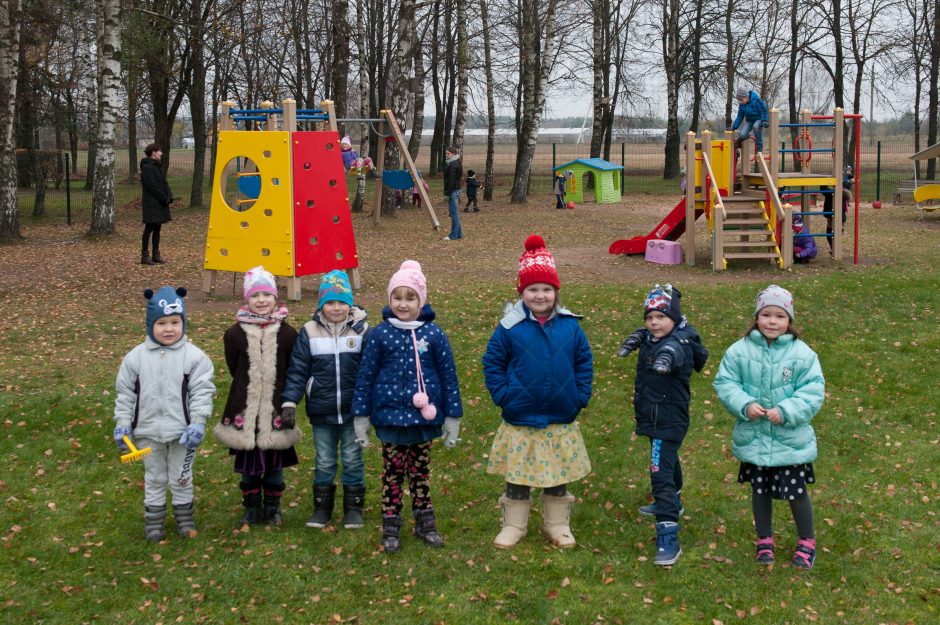 Batniavos seniūnija vilioja neįperkančiuosius būstų priemiestyje