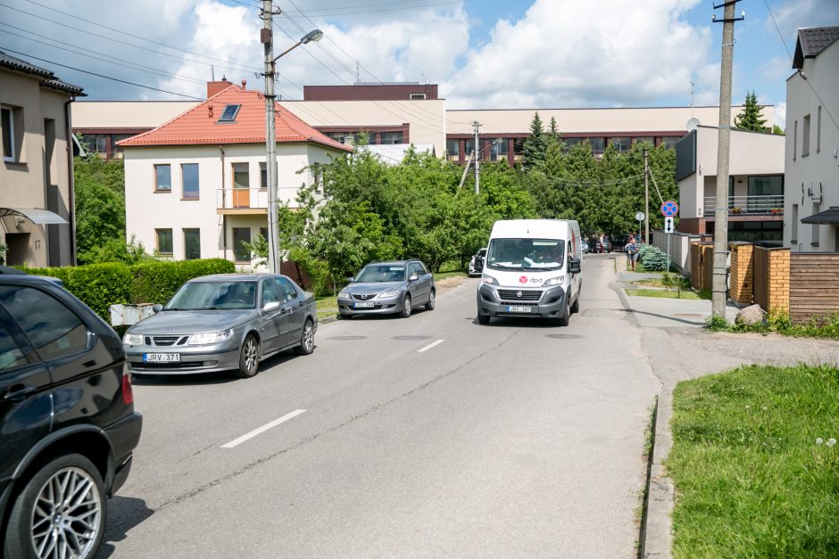 Dar vienas akibrokštas prie Kauno klinikų: ženklų nėra, o baudas rašo