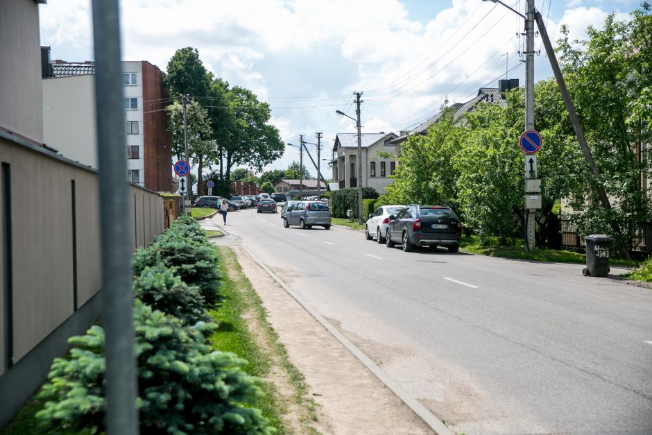 Dar vienas akibrokštas prie Kauno klinikų: ženklų nėra, o baudas rašo