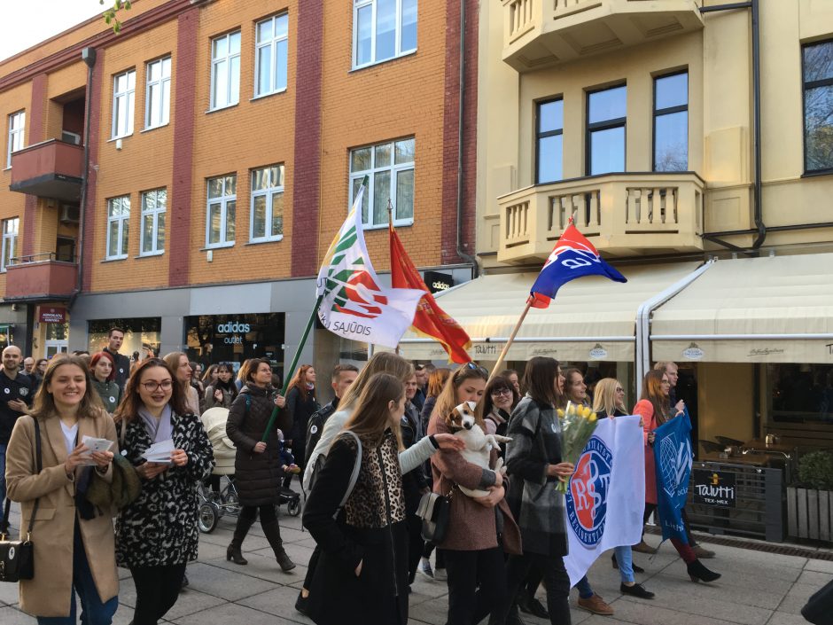 Kauno centre – šventinė medikų eisena