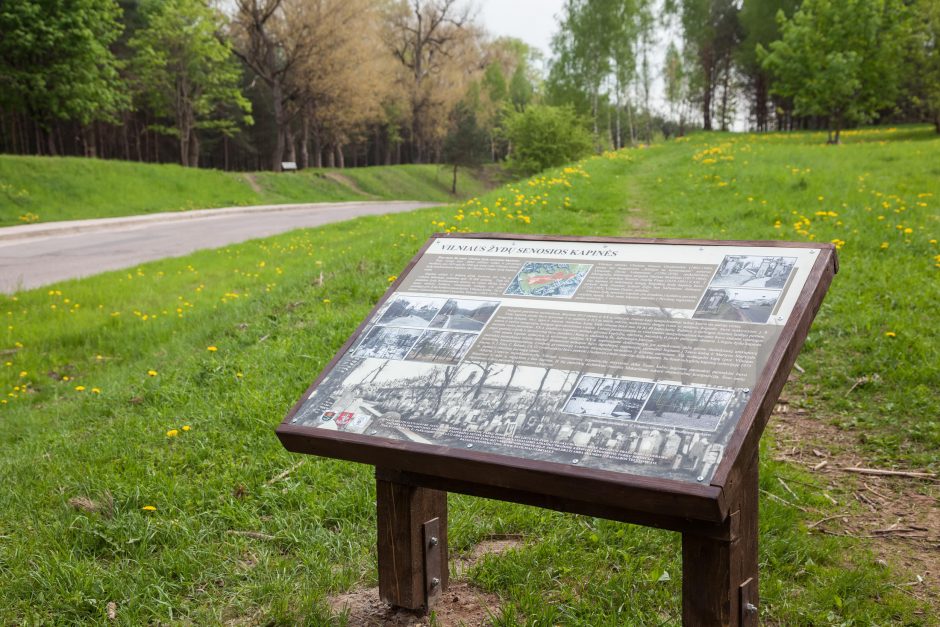 Senosios žydų kapinės pasikeitė neatpažįstamai