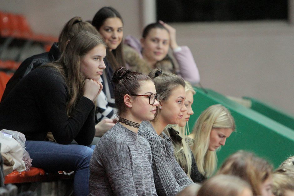 Jaunosios Lietuvos tinklininkės iškovojo trečiąją vietą