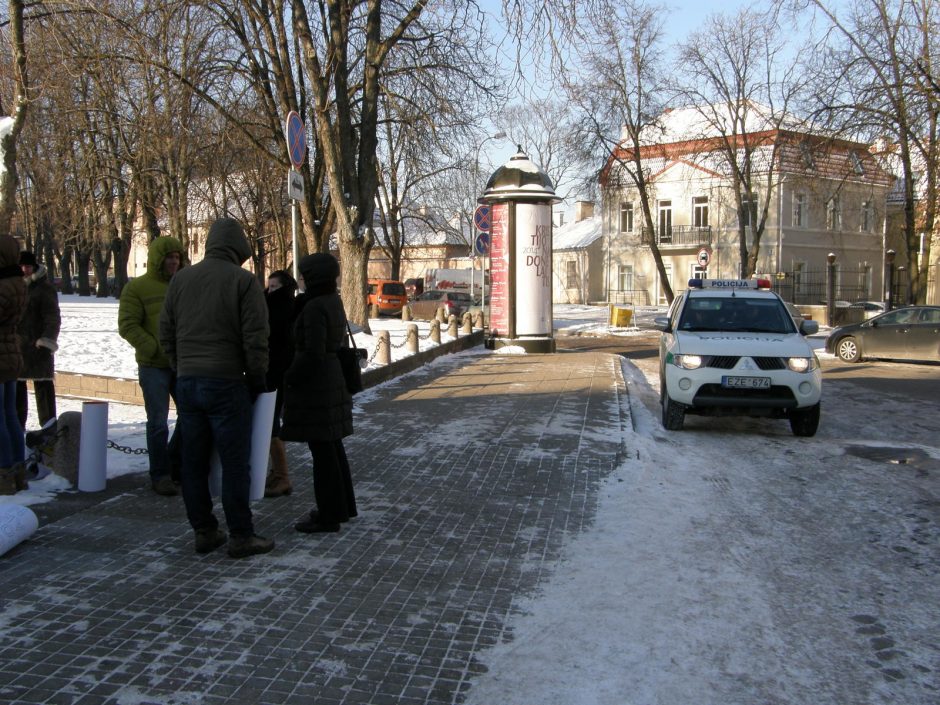 Kauniečiai sostinėje protestavo prieš „Fortum“ užmojus