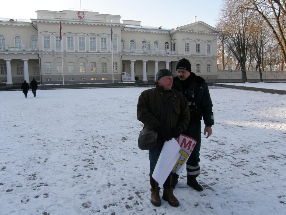 Kauniečiai sostinėje protestavo prieš „Fortum“ užmojus