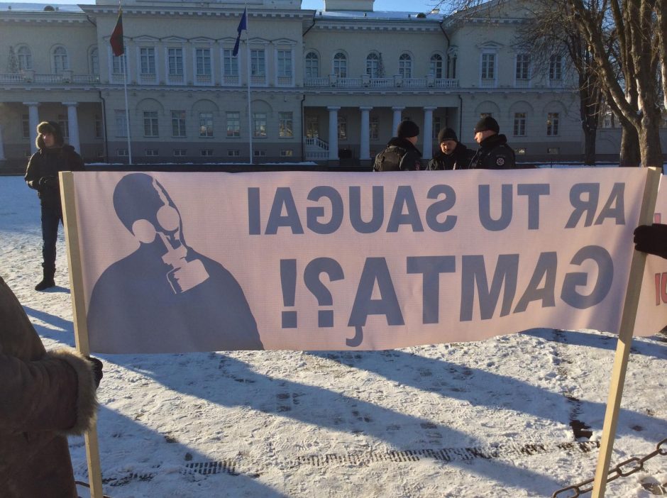 Kauniečiai sostinėje protestavo prieš „Fortum“ užmojus