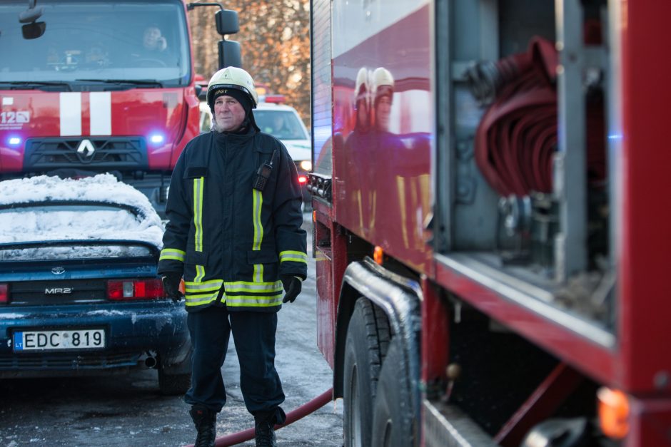 Gesinant namą Palemone prireikė ir policijos pagalbos