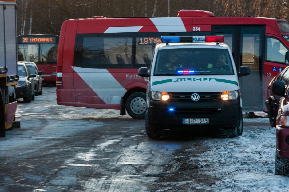 Gesinant namą Palemone prireikė ir policijos pagalbos