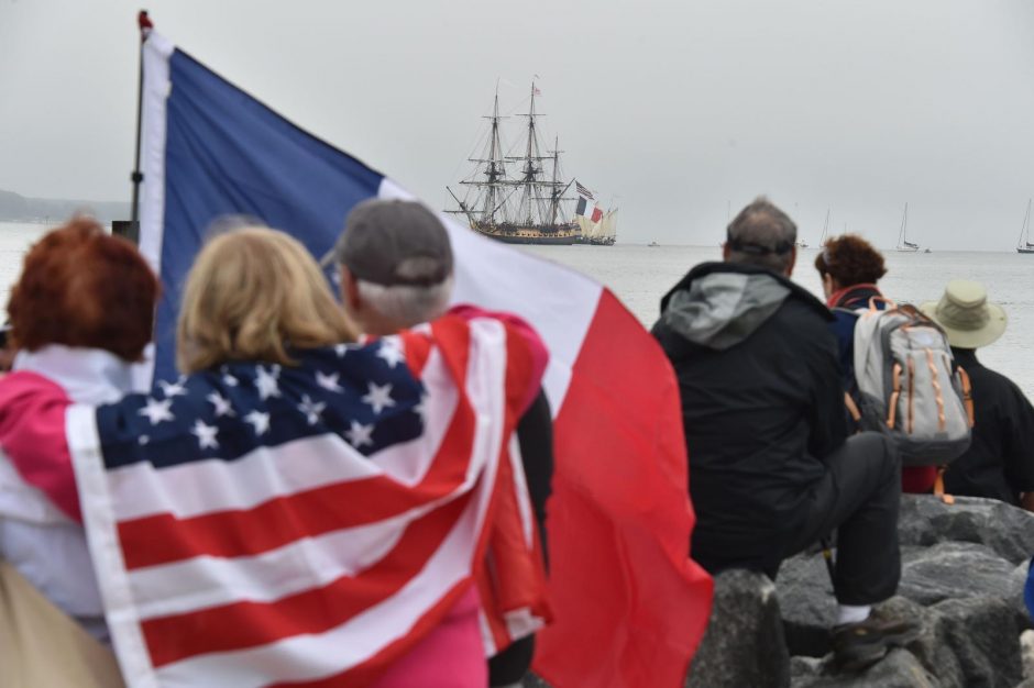 Prancūzijos XVIII amžiaus revoliucionierių laivo kopija atplaukė į Ameriką