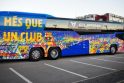 Kūryba: „Barcelonos“ klubo autobusą legaliai išmargino grafičių entuziastai.