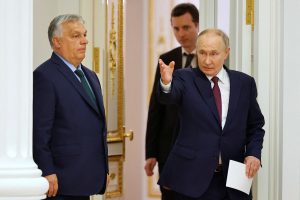 V. Putinas V. Orbanui: jei nori taikos, Ukraina turi atsisakyti keturių savo regionų