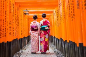 Turistams bus draudžiama lankytis privačiuose Kioto geišų kvartalo skersgatviuose