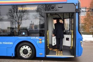 Naujovė Klaipėdos autobusuose: vietoj baudos – kontrolės bilietas