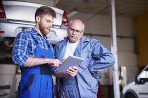 Liberalai siūlo liberalizuoti automobilių techninę apžiūrą